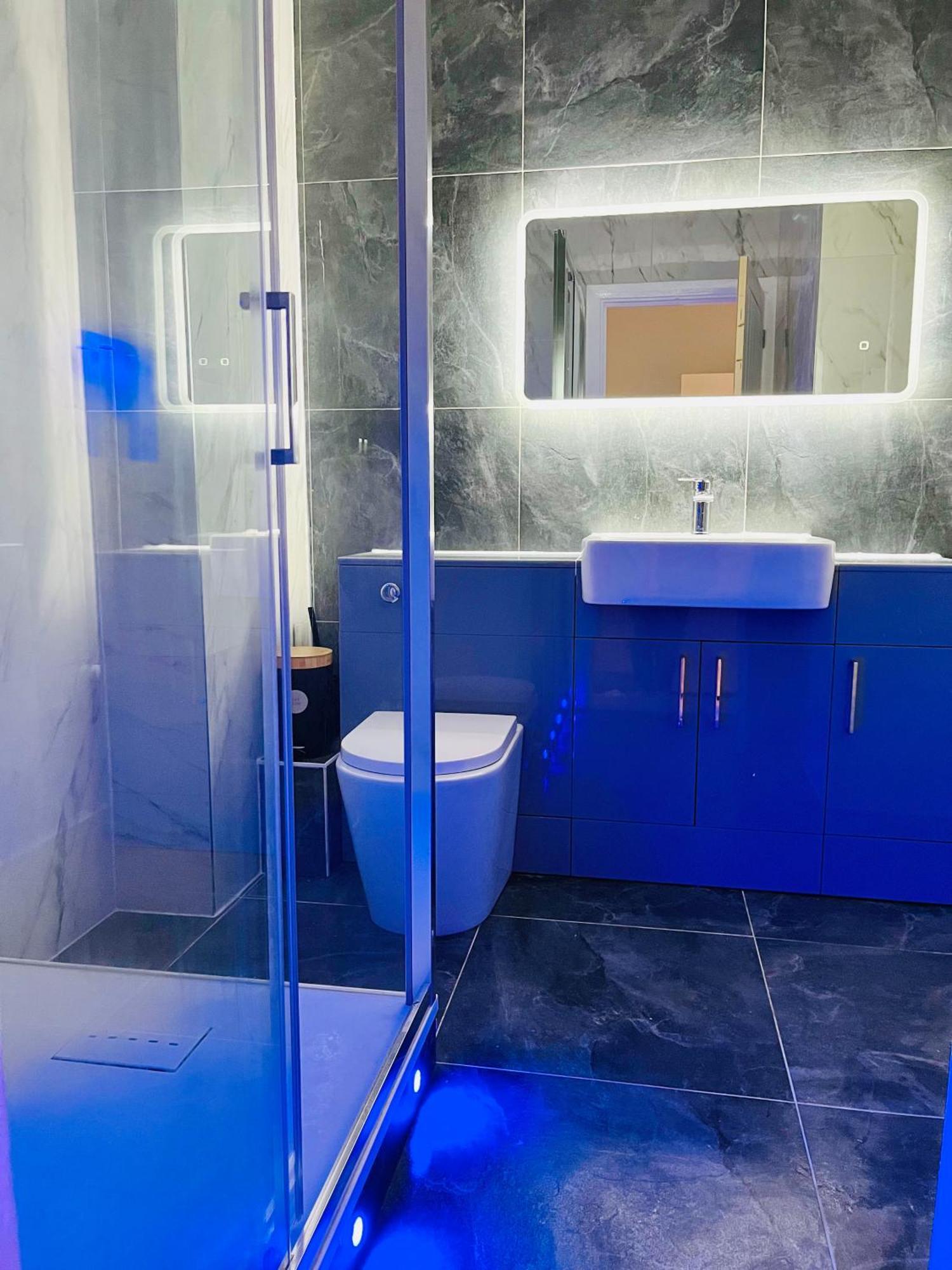 Modern Flat With Garden- 10Min Uber To Harry Potter Studios ワトフォード エクステリア 写真